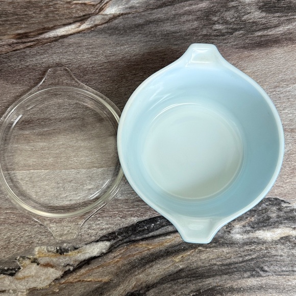 Vintage Pyrex Snowflake Garland Casserole Dish - Picture 6 of 9